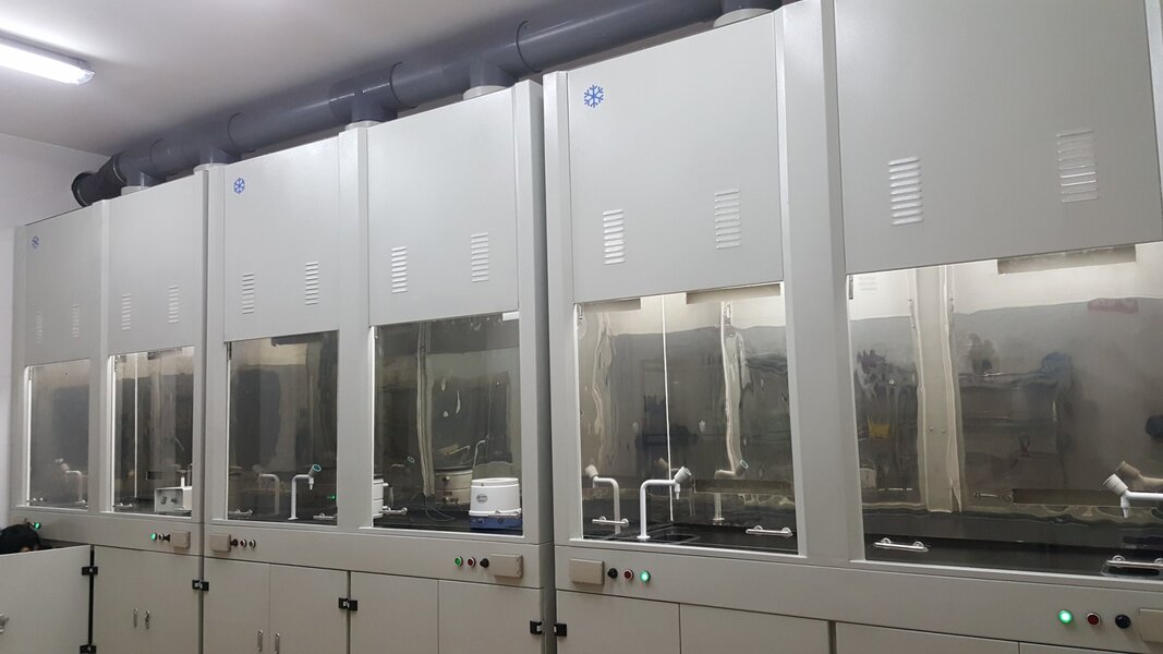 Tủ hút khí độc sắt sơn tĩnh điện - Ảnh 10